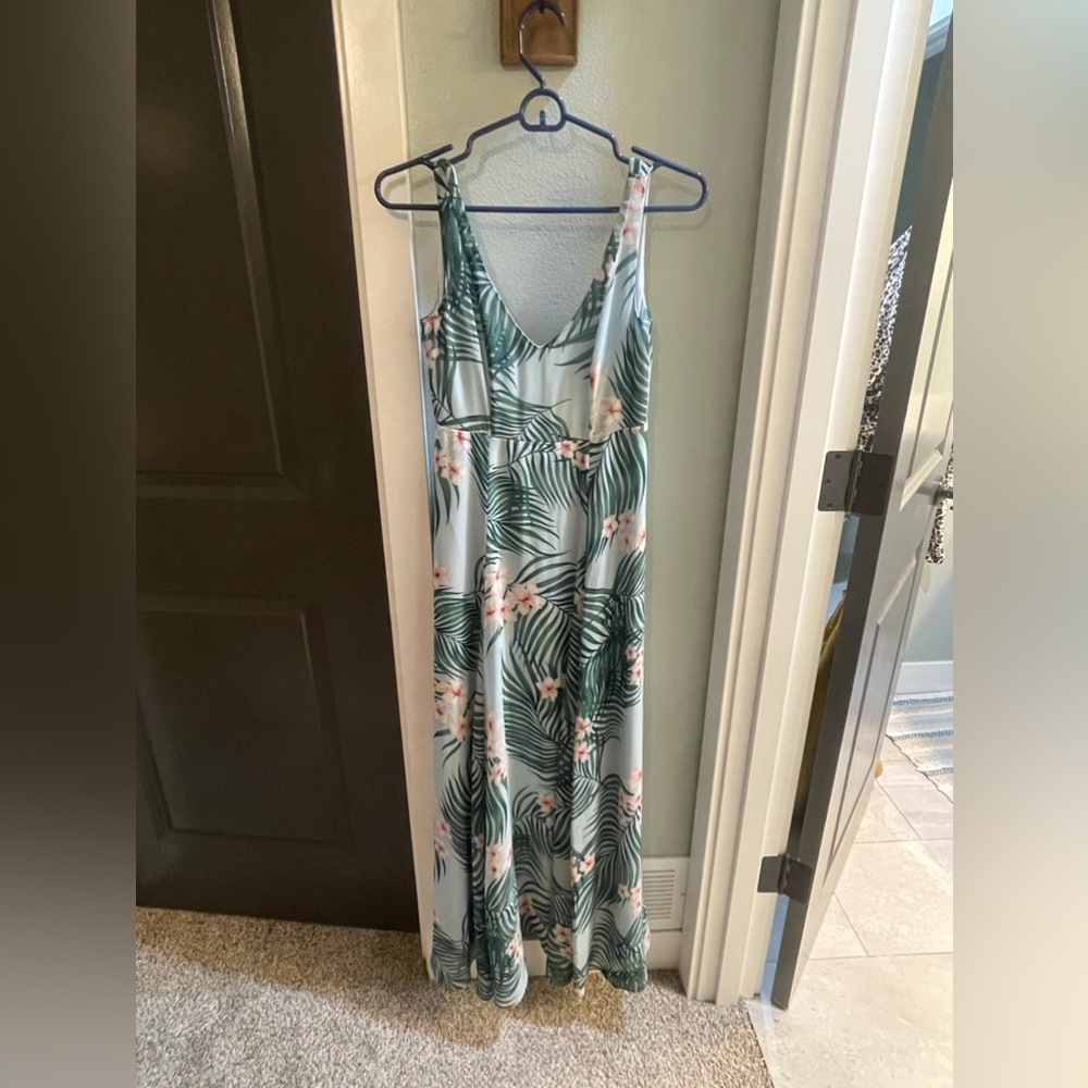 Show me your MuMu. Jenn maxi dress. XXS
